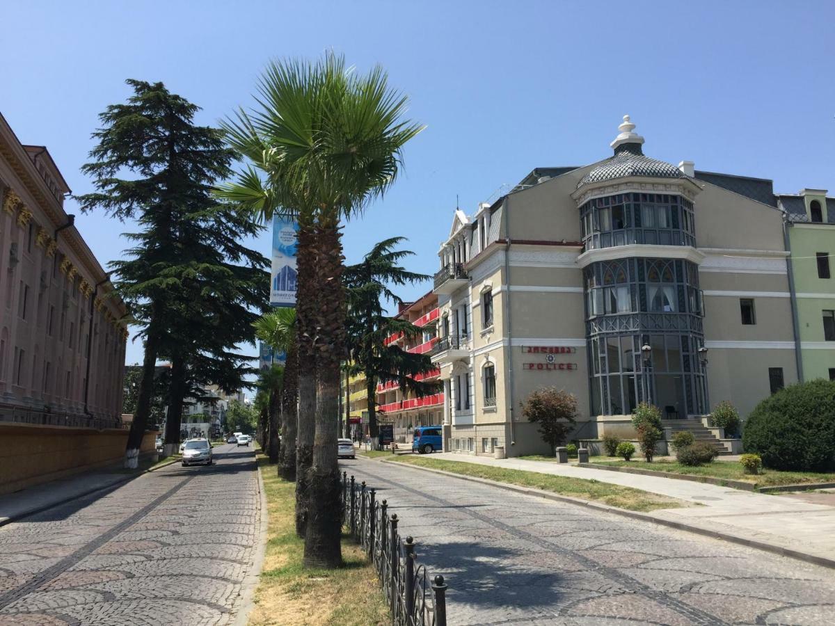 Ferienwohnung Loft Batumi Exterior foto